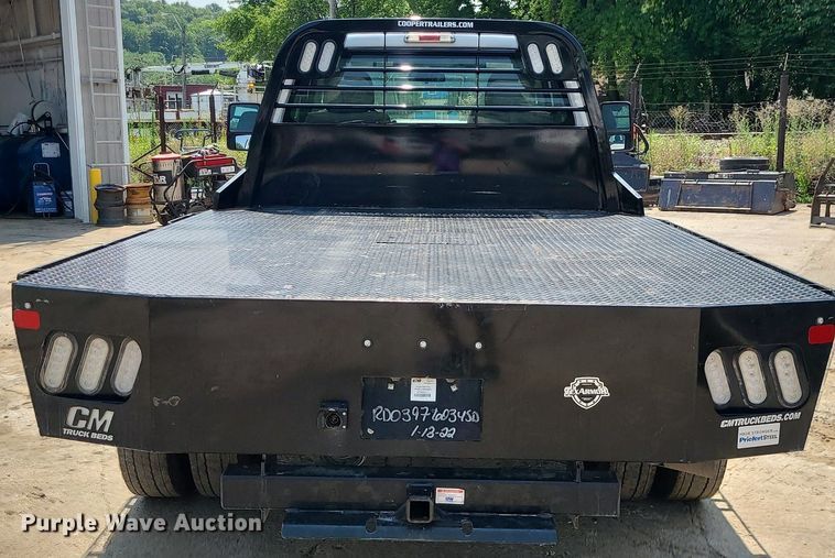 image for item DC6005 2015 Ford F550 Super Duty  flatbed truck