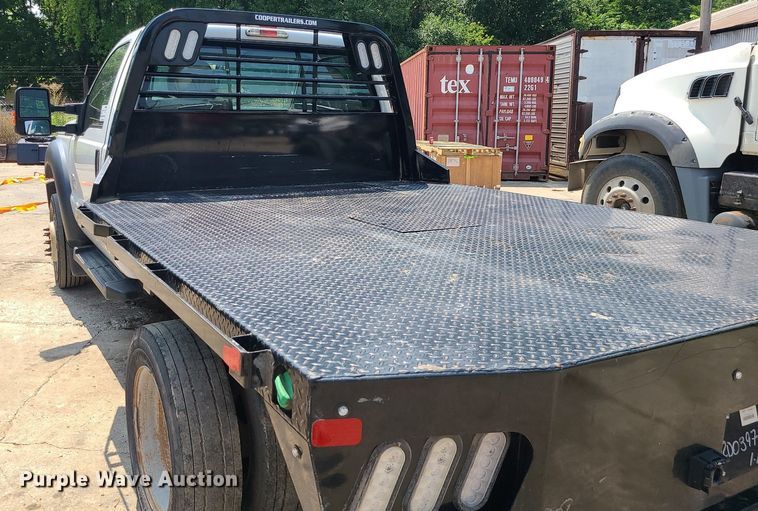 image for item DC6005 2015 Ford F550 Super Duty  flatbed truck