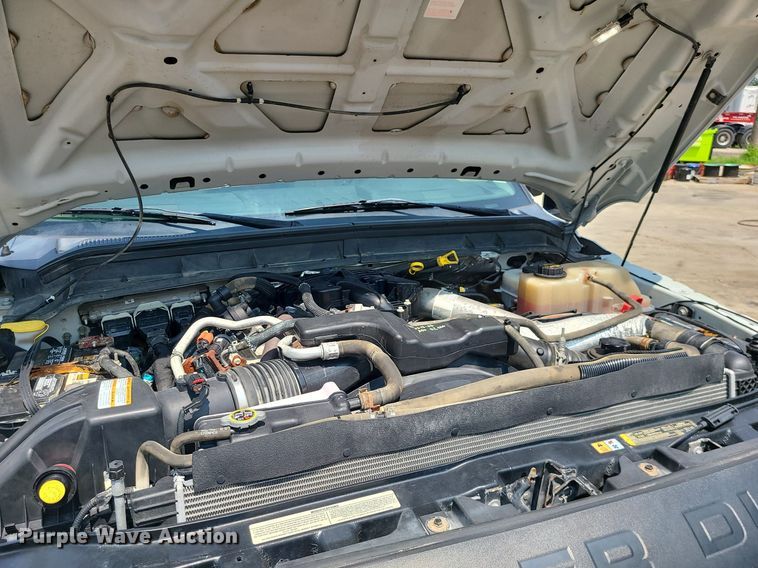 image for item DC6005 2015 Ford F550 Super Duty  flatbed truck