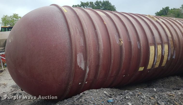 image for item DC6016 Fiberglass tank