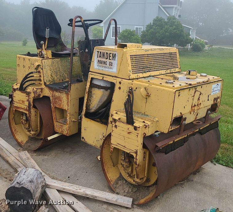 image for item DC6022 Bomag BW120AD  double drum roller