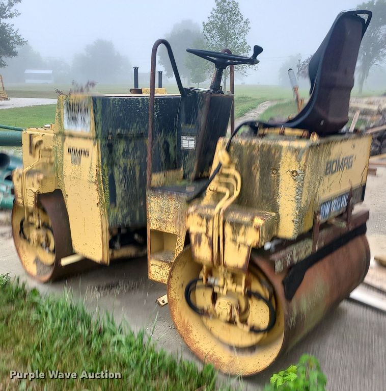 image for item DC6022 Bomag BW120AD  double drum roller