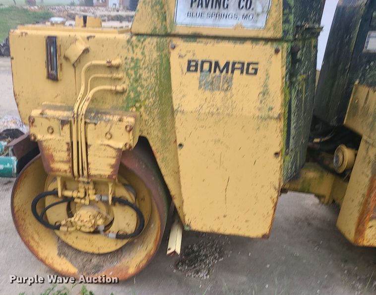 image for item DC6022 Bomag BW120AD  double drum roller