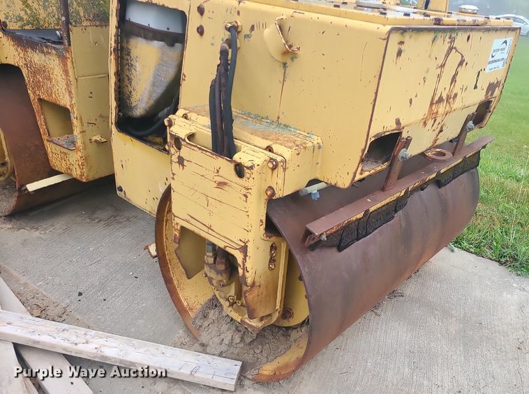 image for item DC6022 Bomag BW120AD  double drum roller