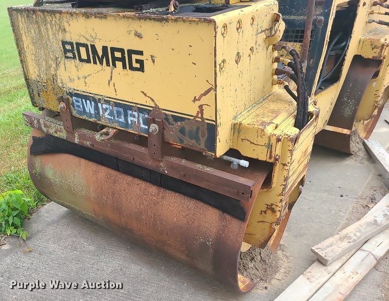image for item DC6022 Bomag BW120AD  double drum roller