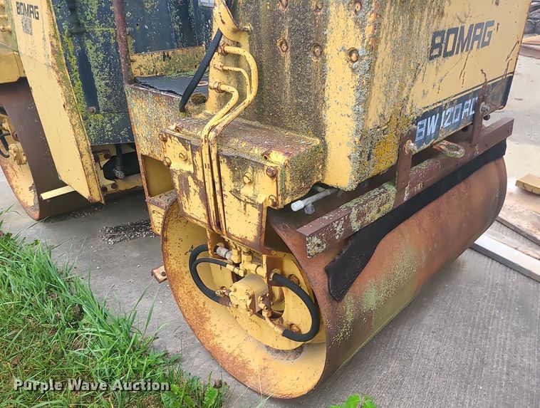 image for item DC6022 Bomag BW120AD  double drum roller