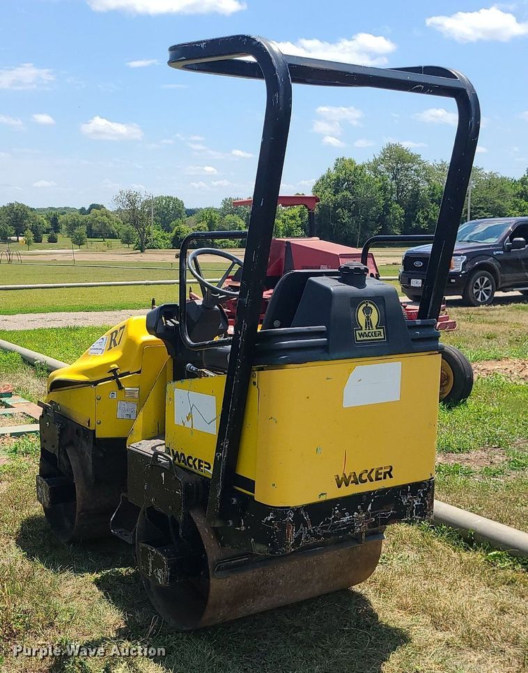 image for item DC6028 1999 Wacker RD11A  double drum vibratory roller