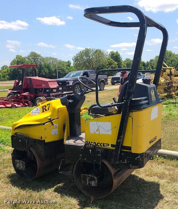 image for item DC6028 1999 Wacker RD11A  double drum vibratory roller