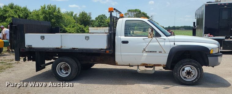 image for item DC6029 1999 Dodge Ram 3500  flatbed pickup truck