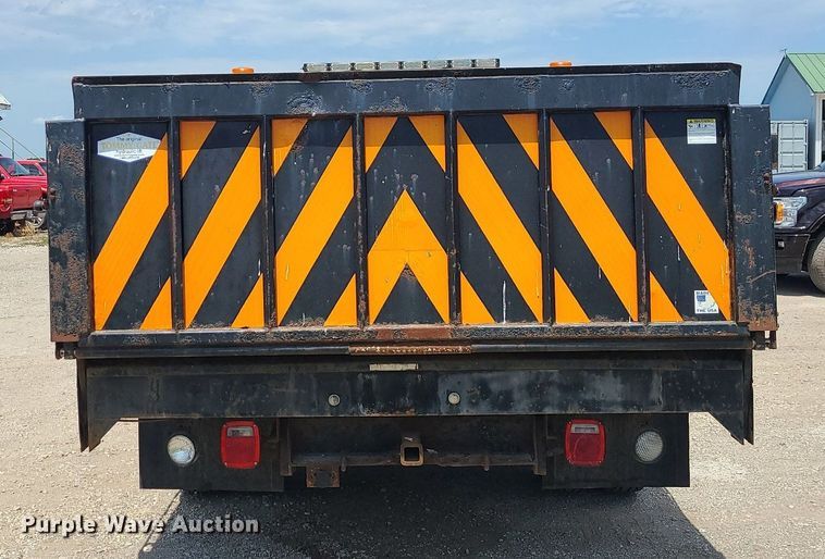 image for item DC6029 1999 Dodge Ram 3500  flatbed pickup truck