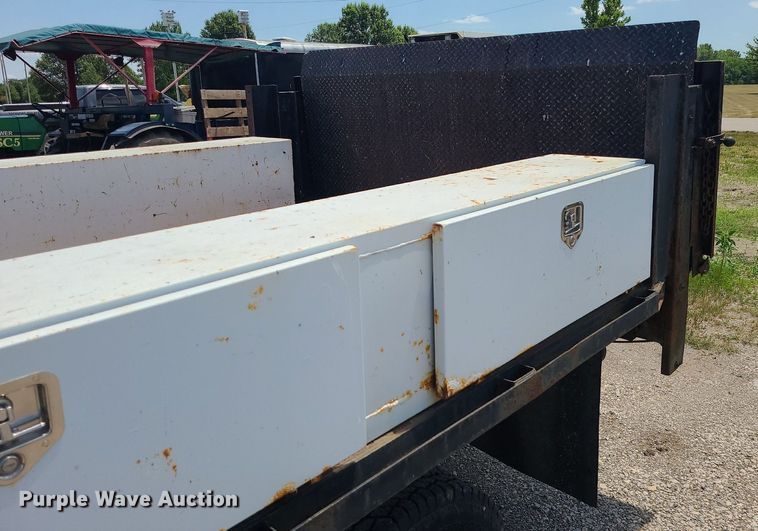image for item DC6029 1999 Dodge Ram 3500  flatbed pickup truck