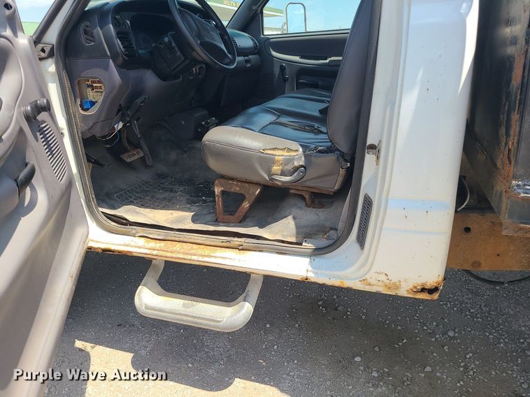 image for item DC6029 1999 Dodge Ram 3500  flatbed pickup truck
