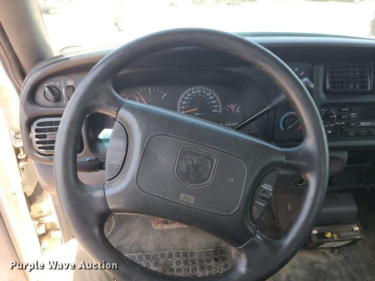 image for item DC6029 1999 Dodge Ram 3500  flatbed pickup truck
