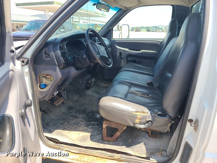 image for item DC6029 1999 Dodge Ram 3500  flatbed pickup truck