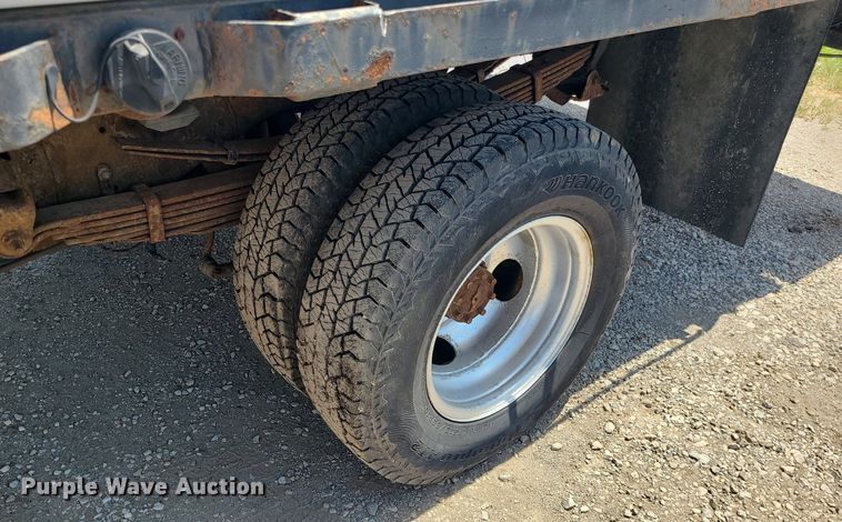 image for item DC6029 1999 Dodge Ram 3500  flatbed pickup truck