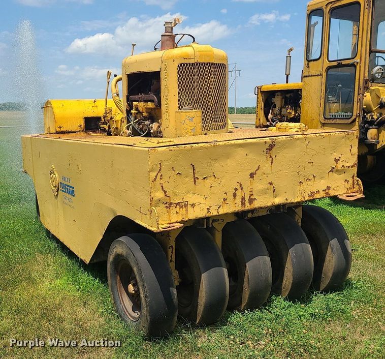 image for item DC6033 Bros  pneumatic roller