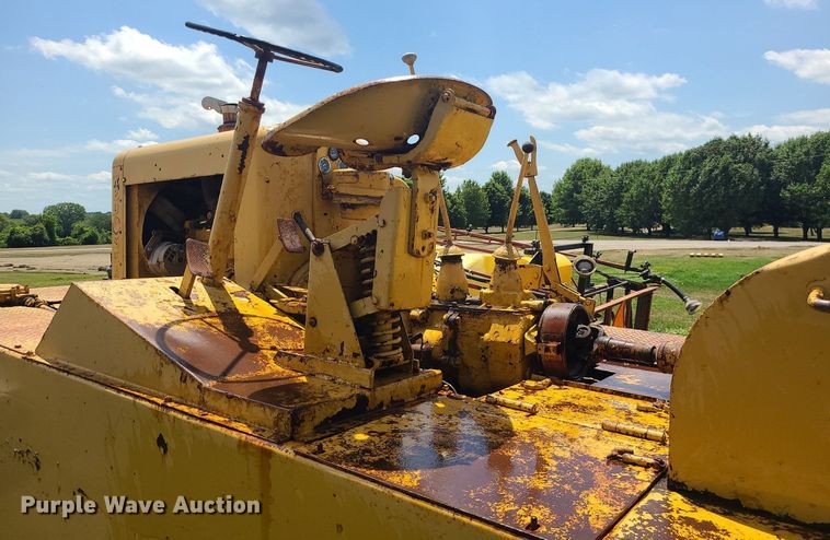 image for item DC6033 Bros  pneumatic roller