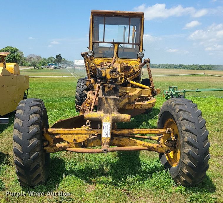 image for item DC6034 Caterpillar  rigid frame motor grader