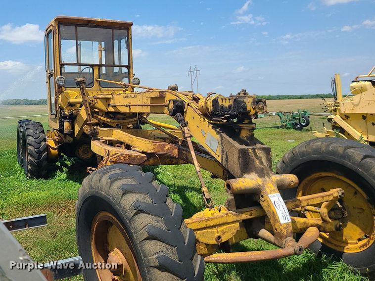 image for item DC6034 Caterpillar  rigid frame motor grader