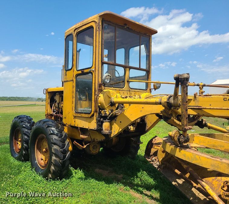 image for item DC6034 Caterpillar  rigid frame motor grader