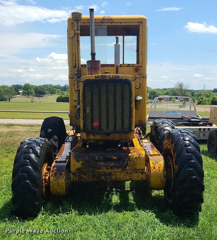 image for item DC6034 Caterpillar  rigid frame motor grader