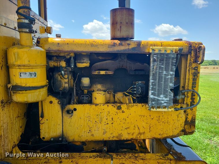 image for item DC6034 Caterpillar  rigid frame motor grader