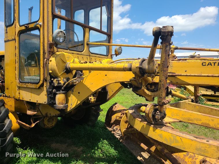 image for item DC6034 Caterpillar  rigid frame motor grader