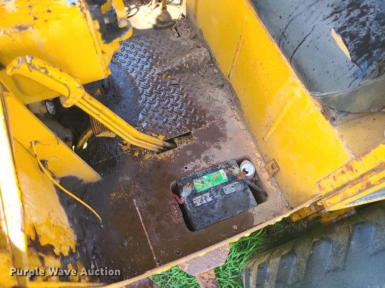 image for item DC6034 Caterpillar  rigid frame motor grader
