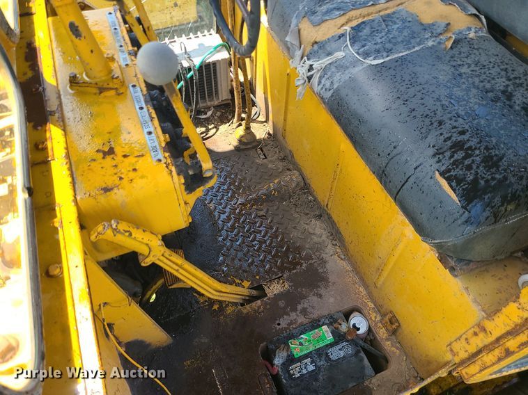 image for item DC6034 Caterpillar  rigid frame motor grader