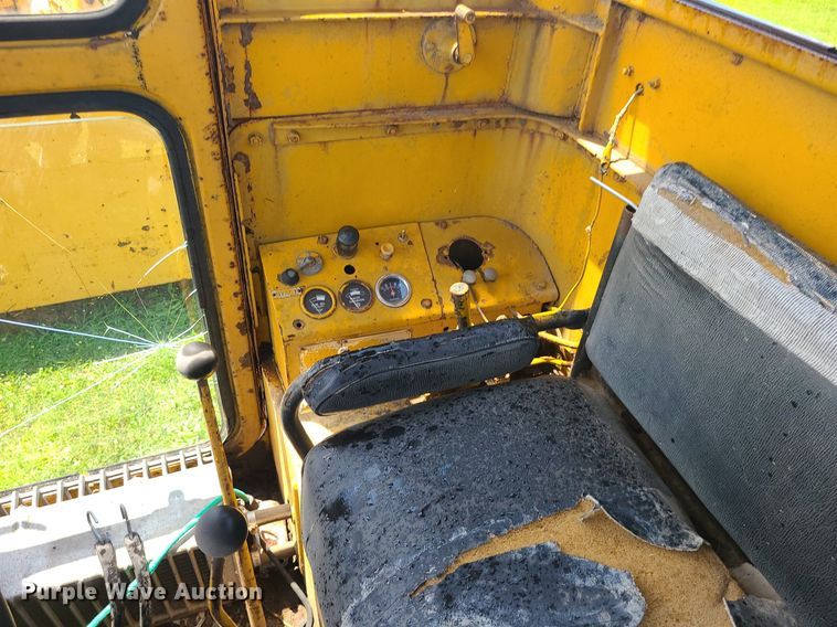 image for item DC6034 Caterpillar  rigid frame motor grader