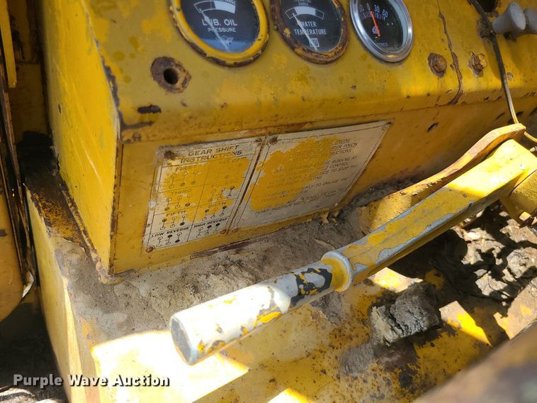 image for item DC6034 Caterpillar  rigid frame motor grader