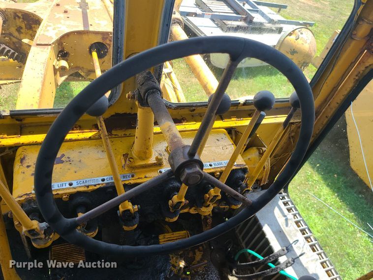 image for item DC6034 Caterpillar  rigid frame motor grader