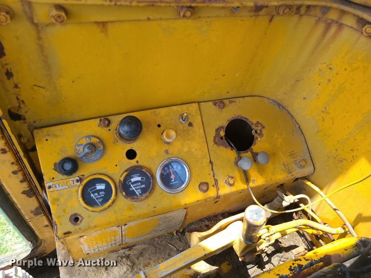 image for item DC6034 Caterpillar  rigid frame motor grader