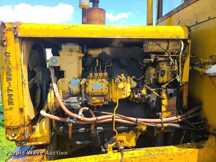 image for item DC6034 Caterpillar  rigid frame motor grader