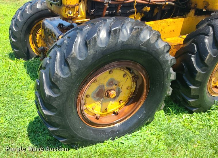 image for item DC6034 Caterpillar  rigid frame motor grader