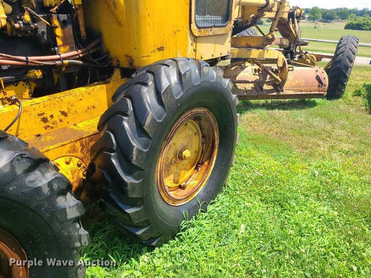 image for item DC6034 Caterpillar  rigid frame motor grader