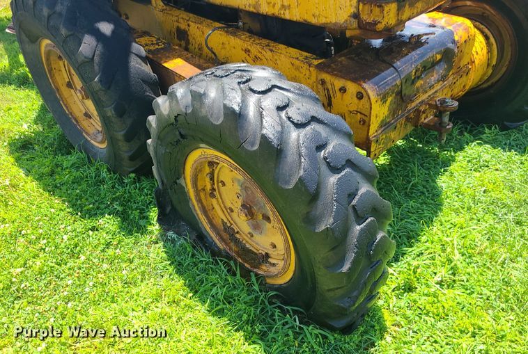 image for item DC6034 Caterpillar  rigid frame motor grader