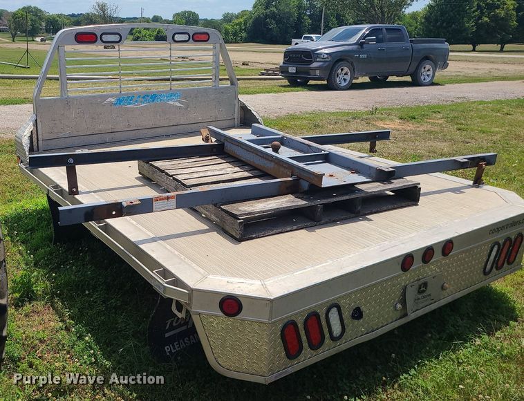 image for item DC6035 Hillsboro  aluminum flatbed
