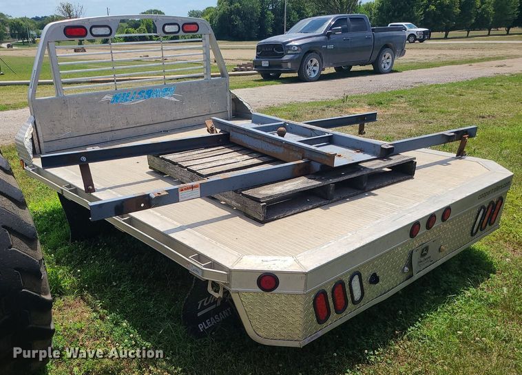 image for item DC6035 Hillsboro  aluminum flatbed