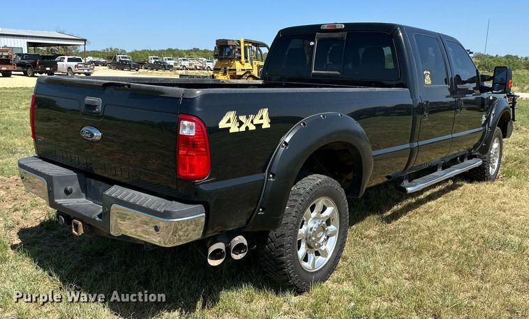 image for item DH8578 2013 Ford  F350 Super Duty  Crew Cab pickup truck