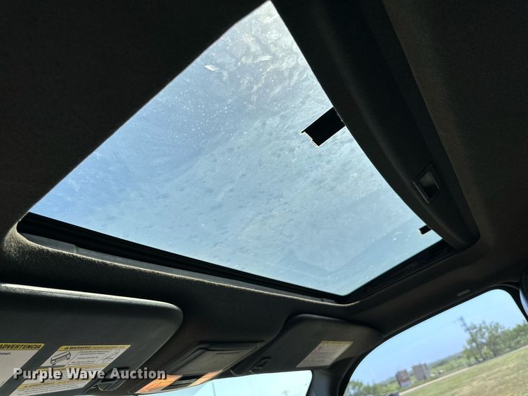 image for item DH8578 2013 Ford  F350 Super Duty  Crew Cab pickup truck