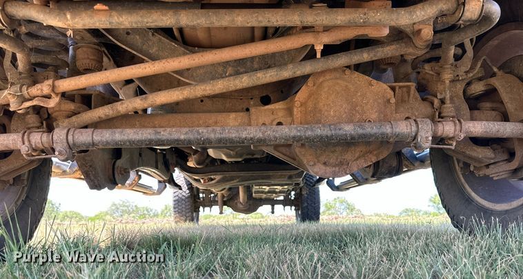 image for item DH8578 2013 Ford  F350 Super Duty  Crew Cab pickup truck