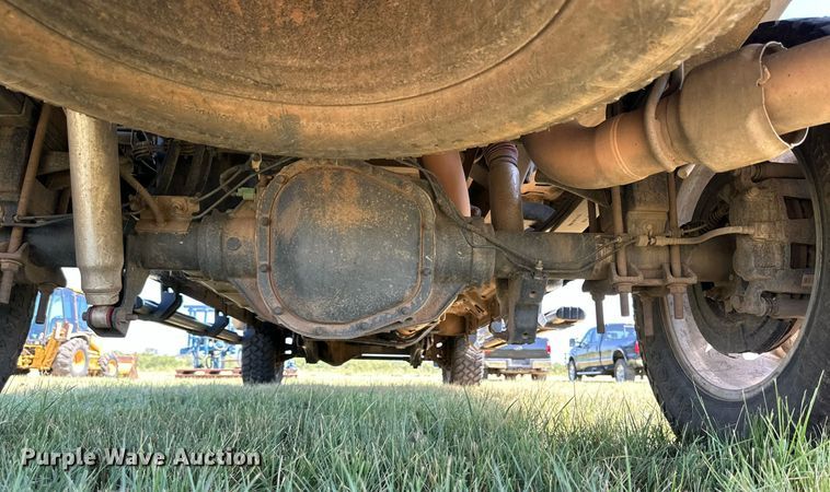 image for item DH8578 2013 Ford  F350 Super Duty  Crew Cab pickup truck