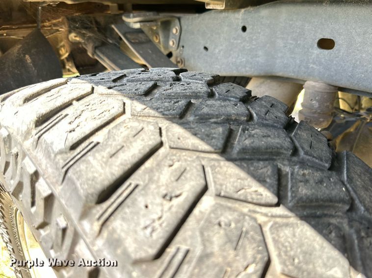 image for item DH8578 2013 Ford  F350 Super Duty  Crew Cab pickup truck