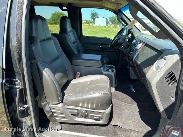 image for item DH8579 2009 Ford F250 Super Duty  Crew Cab pickup truck