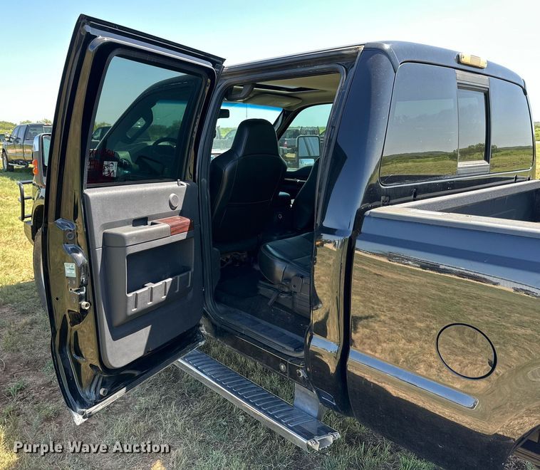 image for item DH8579 2009 Ford F250 Super Duty  Crew Cab pickup truck