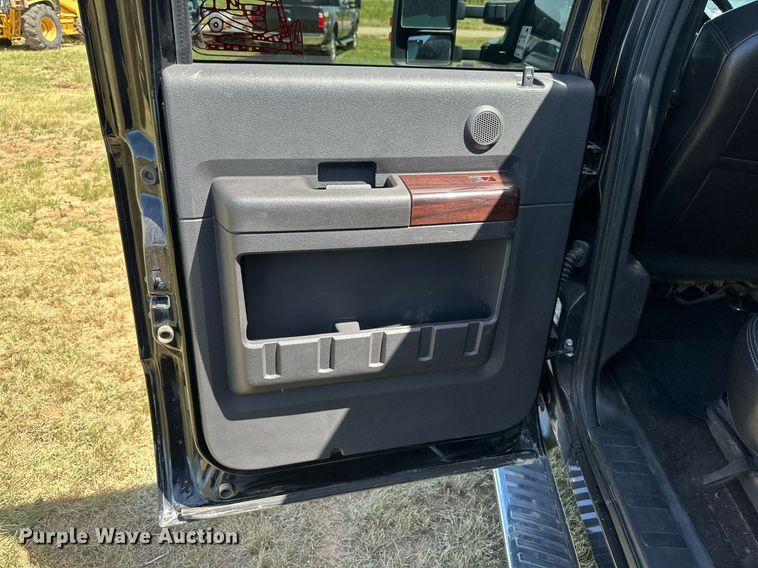 image for item DH8579 2009 Ford F250 Super Duty  Crew Cab pickup truck