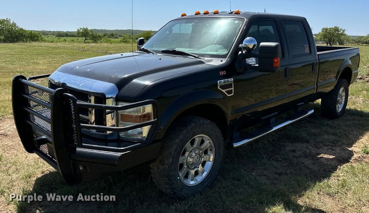 image for item DH8580 2008 Ford F350 Super Duty  Crew Cab pickup truck
