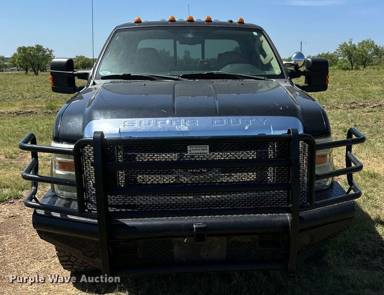 image for item DH8580 2008 Ford F350 Super Duty  Crew Cab pickup truck