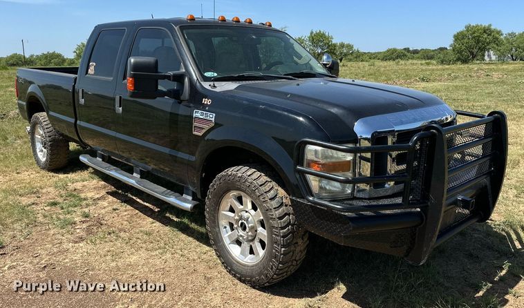 image for item DH8580 2008 Ford F350 Super Duty  Crew Cab pickup truck